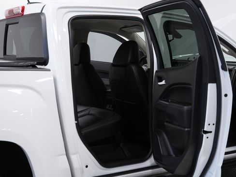 Used 2022 GMC Canyon AT4 AWD/4WD image 11