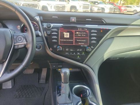 Certified 2020 Toyota Camry XSE FWD image 24