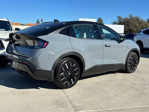 New 2026 Nissan Leaf Platinum+ w/ Illuminated Package image 3