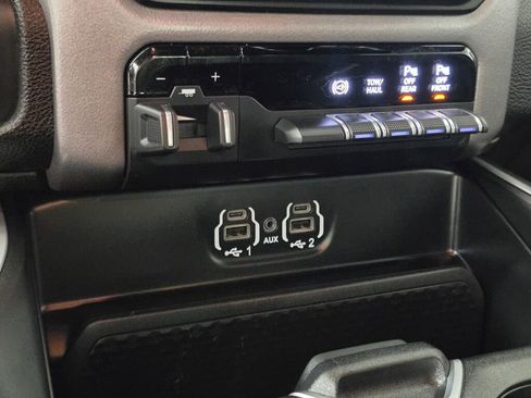 Used 2022 RAM 2500 Big Horn w/ Night Edition image 40