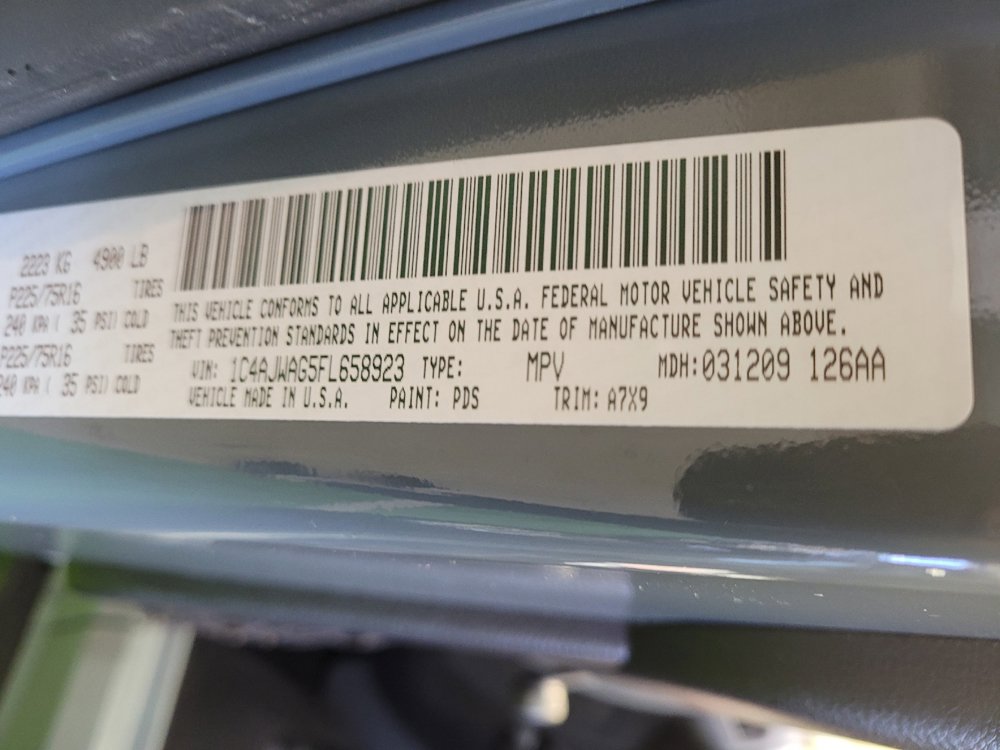 Used 2015 Jeep Wrangler Sport AWD/4WD image 33