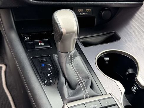 Used 2022 Lexus RX 350 F Sport w/ Accessory Package AWD/4WD image 31