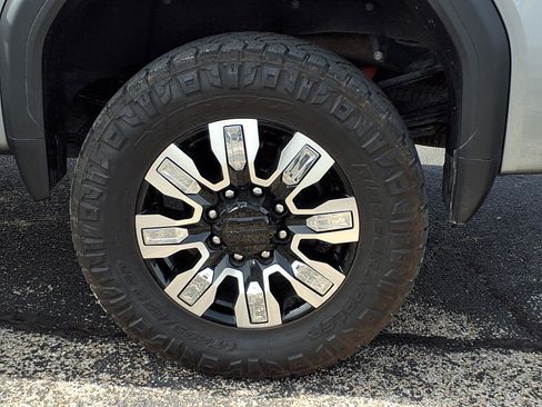 Used 2024 GMC Sierra 2500 Denali w/ Denali Reserve Package image 22