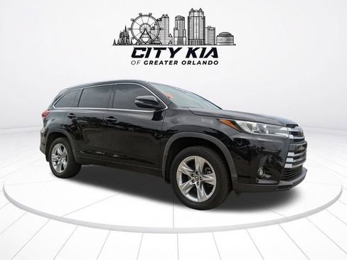 Used 2019 Toyota Highlander Limited AWD/4WD image 9