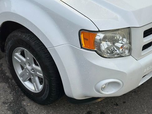 Used 2011 Ford Escape 4WD Hybrid image 26