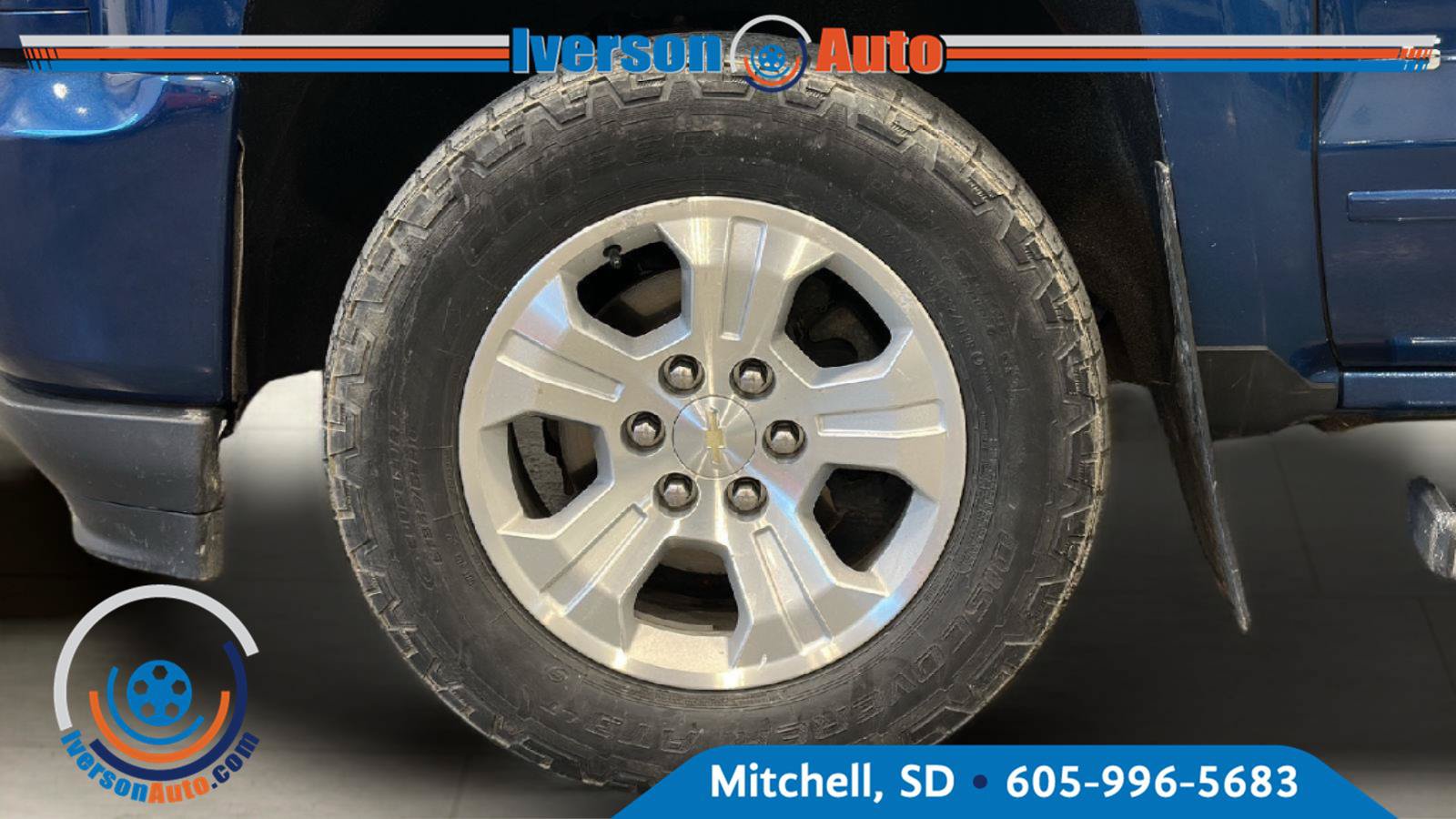 Used 2018 Chevrolet Silverado 1500 LT w/ All Star Edition AWD/4WD image 9