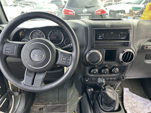 Used 2015 Jeep Wrangler Unlimited Sport w/ Trailer Tow Group AWD/4WD image 16