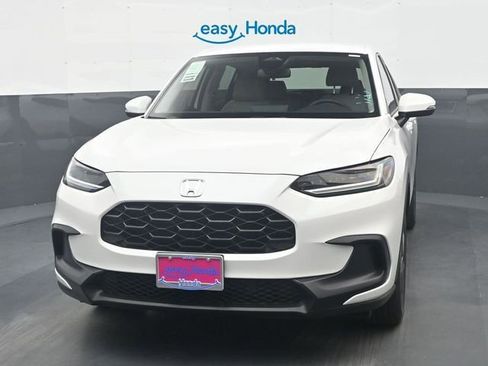 New 2026 Honda HR-V LX image 3