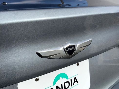 Used 2015 Hyundai Genesis 3.8 w/ Option Group 04 image 27