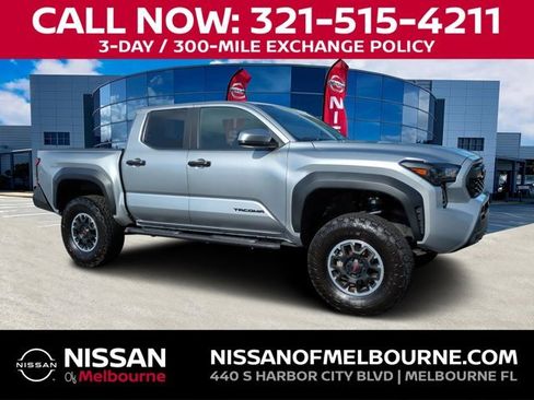 Used 2024 Toyota Tacoma TRD Off-Road image 1