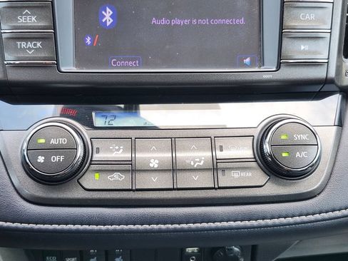Used 2013 Toyota RAV4 Limited AWD/4WD image 23