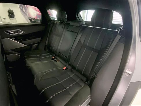 Used 2020 Land Rover Range Rover Velar R-Dynamic S image 27