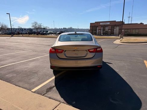 Used 2024 Chevrolet Malibu LT image 7