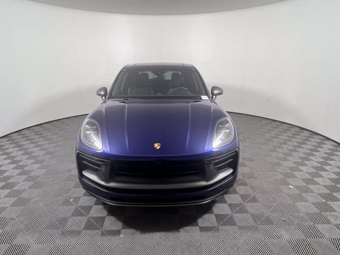 Certified 2026 Porsche Macan AWD/4WD image 10