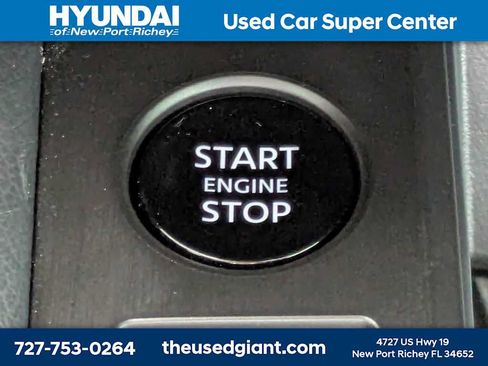 Used 2025 Nissan Kicks SR FWD image 33