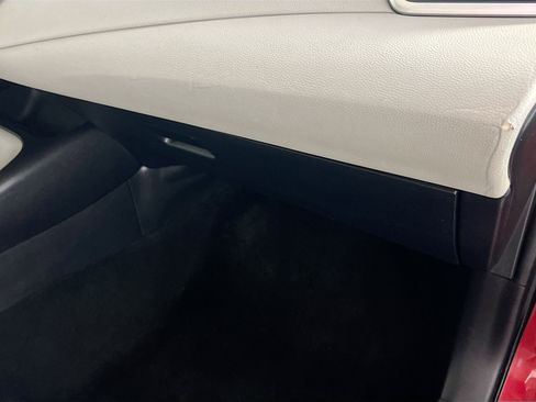 Used 2020 Toyota Corolla LE FWD image 34