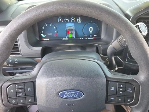 Used 2025 Ford F150 STX w/ Equipment Group 200A RWD image 33
