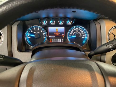 Used 2013 Ford F150 XLT w/ XLT Chrome Pkg image 16