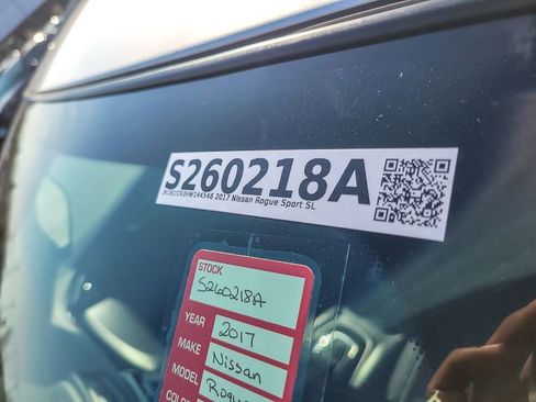 Used 2017 Nissan Rogue Sport SL w/ SL Premium Package image 23