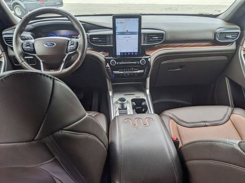 Used 2023 Ford Explorer King Ranch w/ Technology Package RWD image 15