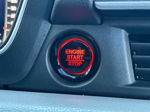 Used 2023 Honda Pilot Elite image 36