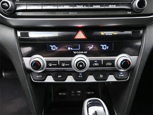 Used 2020 Hyundai Elantra SE w/ Cargo Package (C1) image 9