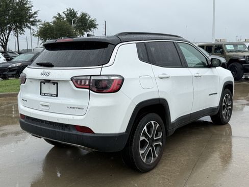 Used 2023 Jeep Compass Limited AWD/4WD image 5