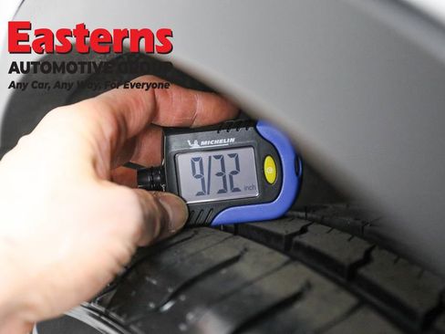 Used 2021 Tesla Model Y Long Range image 23