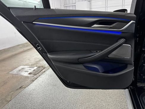 Used 2023 BMW M550i xDrive AWD/4WD image 42