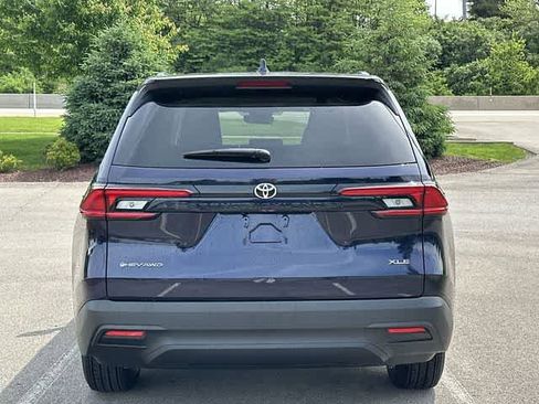 Used 2026 Toyota Grand Highlander AWD Hybrid image 4