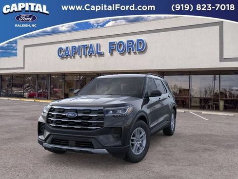 New 2026 Ford Explorer Active RWD image 2