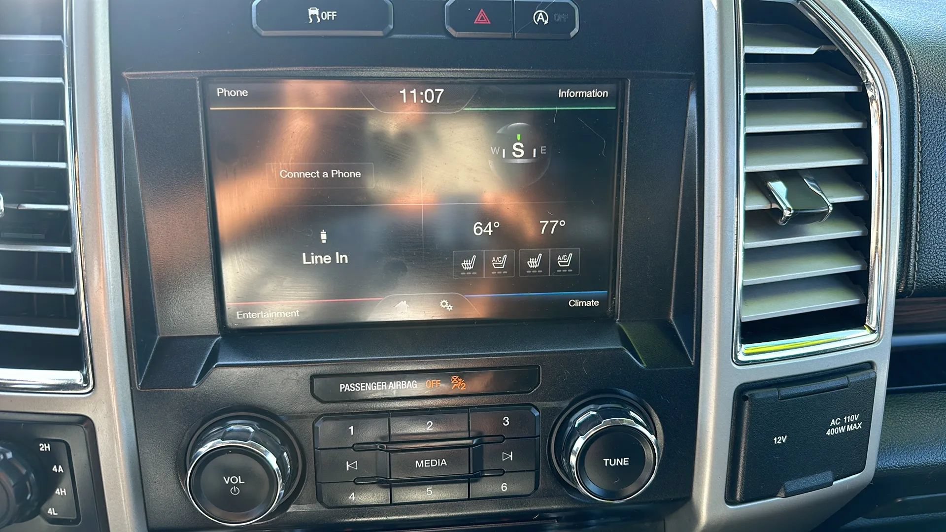 Used 2015 Ford F150 Lariat AWD/4WD image 14