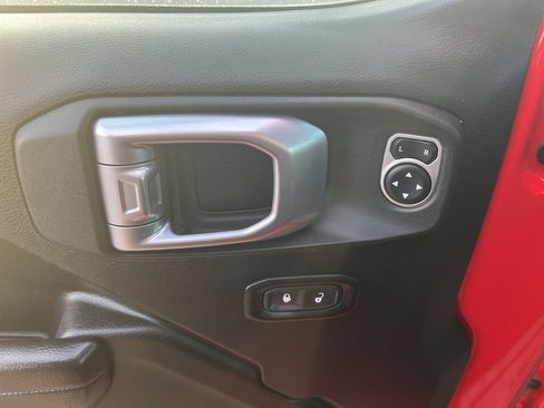 Used 2019 Jeep Wrangler Unlimited Sport S image 14