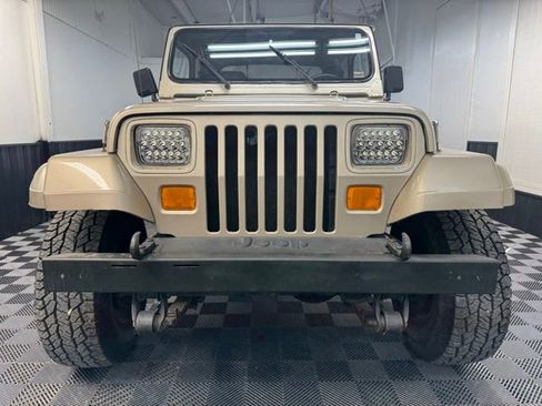 Used 1994 Jeep Wrangler Sahara AWD/4WD image 2