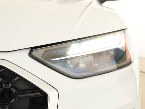 Certified 2022 Audi Q5 2.0T Premium AWD/4WD image 40