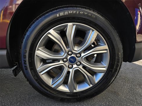Used 2019 Ford Edge Titanium w/ Cold Weather Package image 6