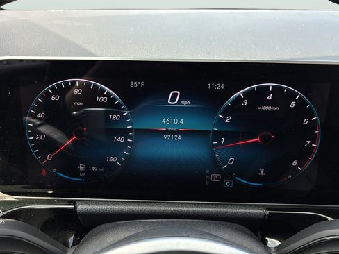 Used 2021 Mercedes-Benz GLA 250 4MATIC image 23
