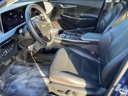 Used 2022 Kia EV6 Wind RWD image 11