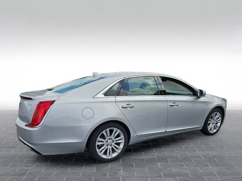 Used 2019 Cadillac XTS Luxury FWD image 5