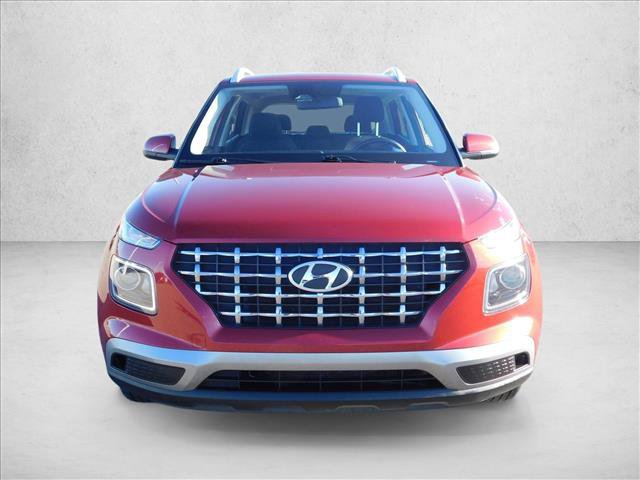Used 2024 Hyundai Venue SEL FWD image 4