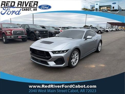 Used 2024 Ford Mustang GT Premium image 1