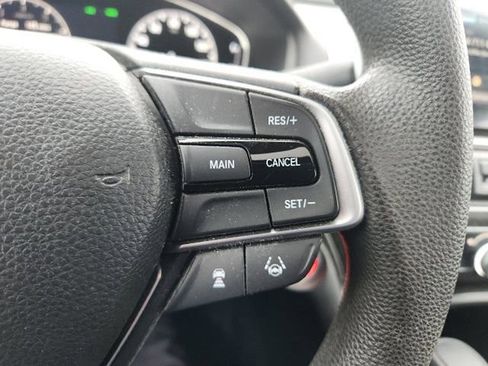 Used 2018 Honda Accord EX image 21