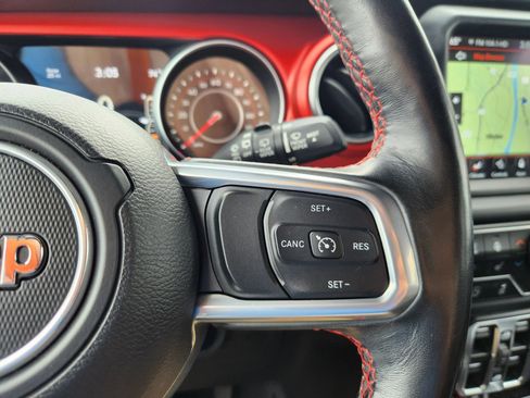 Used 2021 Jeep Wrangler Unlimited Rubicon image 32