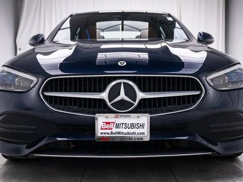 Used 2023 Mercedes-Benz C 300 4MATIC Sedan image 3