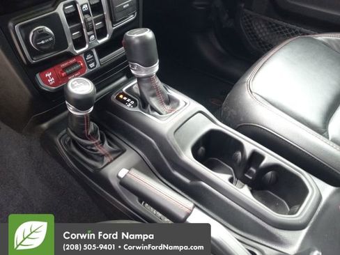 Used 2021 Jeep Gladiator Rubicon w/ Uconnect 4C Nav & Sound Group image 18