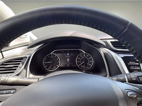 Used 2022 Nissan Murano SL w/ SL Moonroof Package FWD image 9