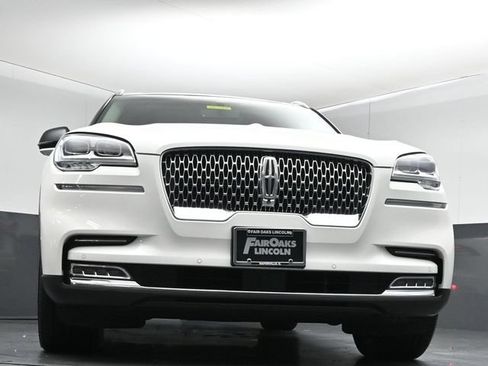 Used 2021 Lincoln Aviator Reserve w/ Equipment Group 202A AWD/4WD image 36