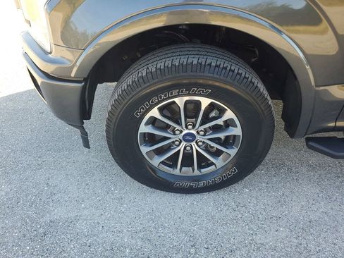 Used 2020 Ford F150 XLT w/ Equipment Group 302A Luxury image 17