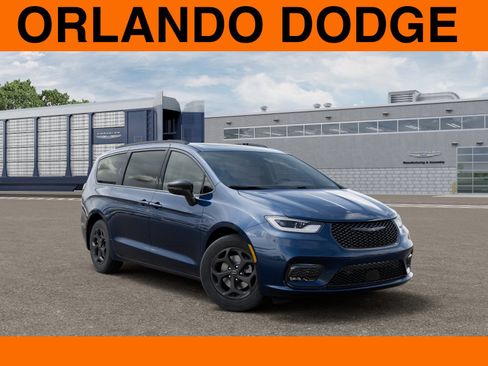 New 2025 Chrysler Pacifica Premium image 5