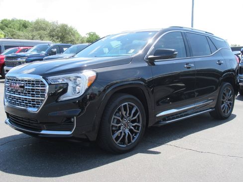 Certified 2024 GMC Terrain Denali w/ Black Diamond Edition AWD/4WD image 1